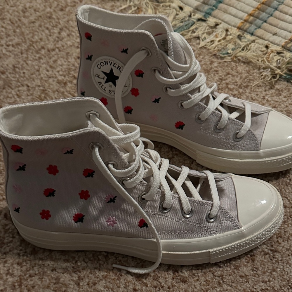 Converse Chuck 70 Floral Embroidery High Top Sneaker Women’s Size 8 New Unworn